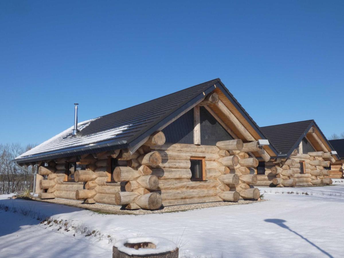 Naturstammhaus Tollensesee Groß Nemerow Buitenkant foto