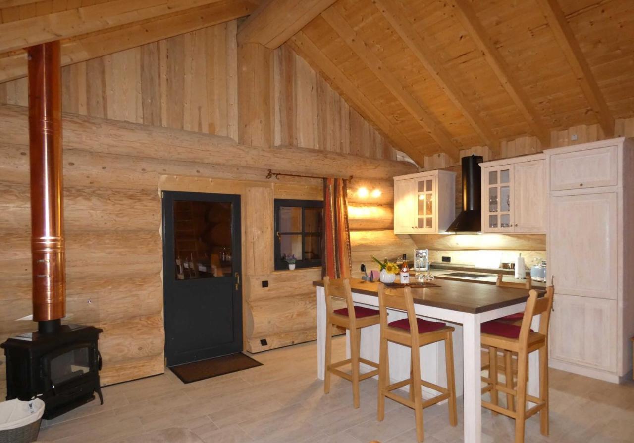 Naturstammhaus Tollensesee Groß Nemerow Buitenkant foto